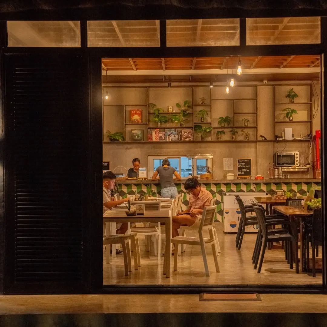 Zephyr Cafe at Ikani